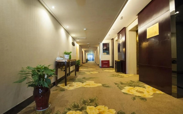Luoyang Aviation Hotel
