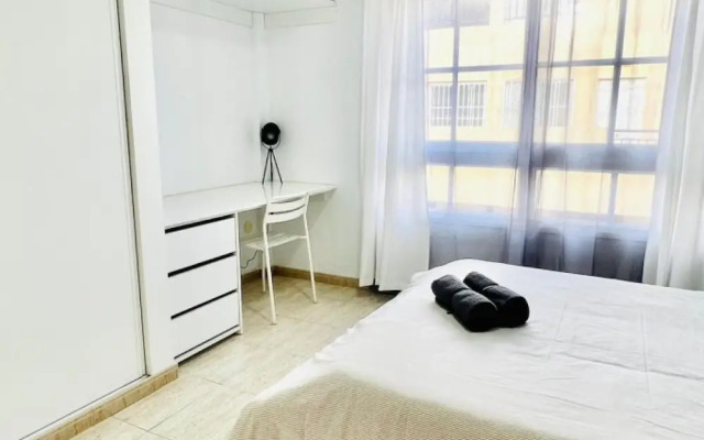 Spacious 2 BR Golden Apartment