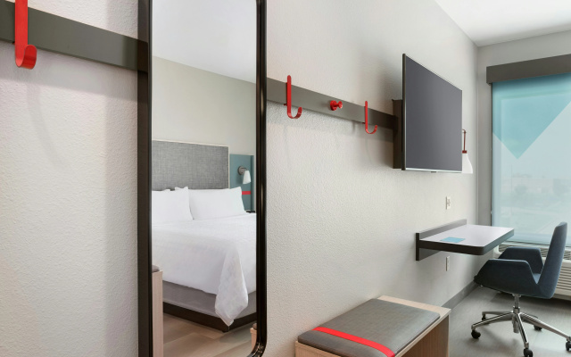 avid hotel Perry-National Fairground Area by IHG