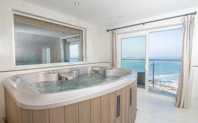 Fistral Beach Hotel