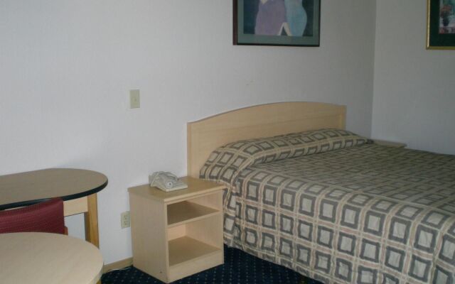 Crown Lodge Motel Oakland