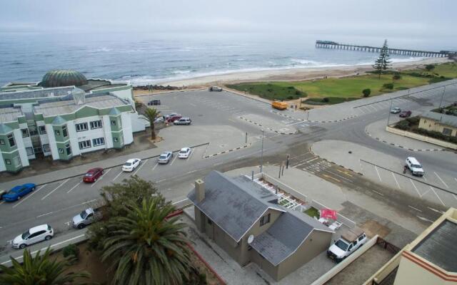 Swakopmund Sands Hotel & Cottage