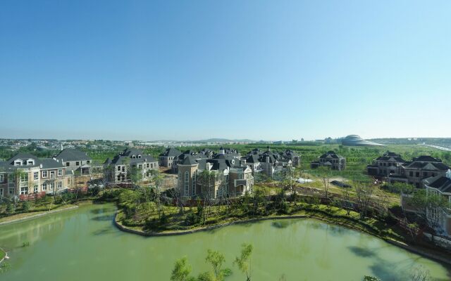 Sheraton Changchun Jingyuetan Hotel