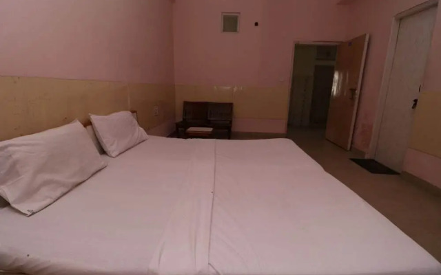 Hotel Grace by OYO Rooms
