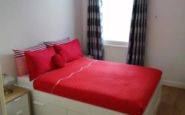Dream Time Apartments-Aqua Suite