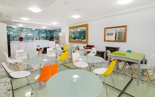 Hotel Clopy Rocamar