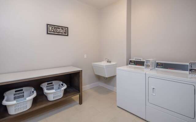 Aristocrat Hotel, BW Signature Collection