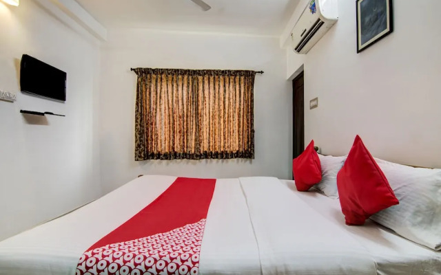 OYO 24044 Appledoor Service Apartment