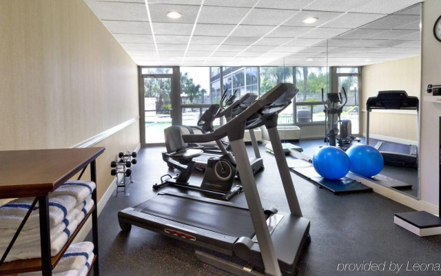 Wyndham Houston Hobby Airport