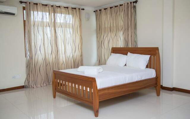 Baobab Hotel Apartment By Zakinn