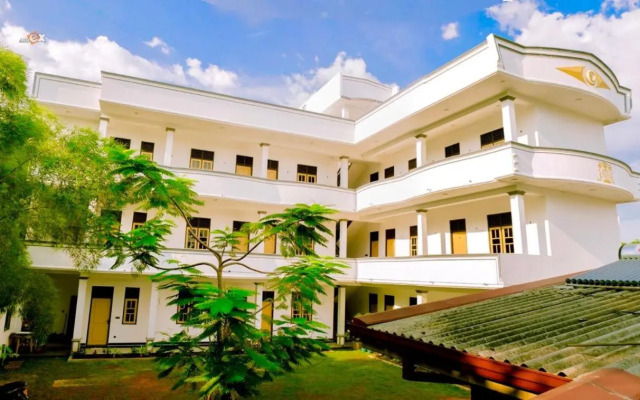 Sevenday Hotel