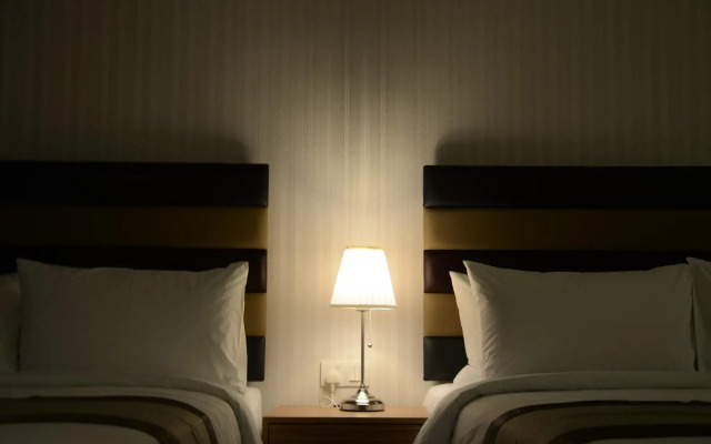 SEM9 Senai ''Formerly Known as Perth Hotel"
