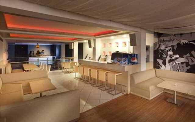 Hotel Hindusthan International
