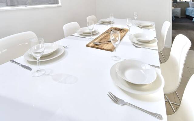 Moa Place - Christchurch Holiday Homes