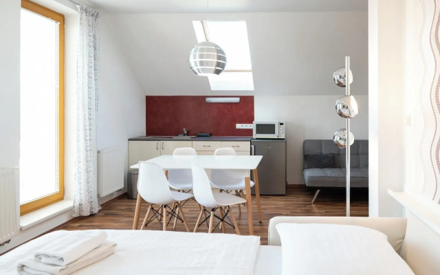 Hotel Garni Pod Skalkou