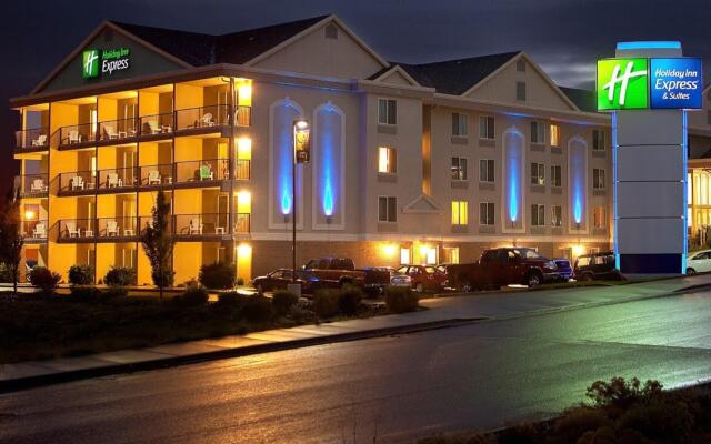 Holiday Inn Express & Suites Richland, an IHG Hotel