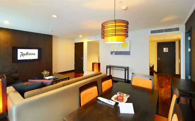 Radisson Suites Bangkok Sukhumvit