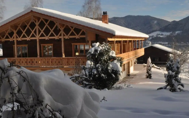 Suite Linde Modern Retreat