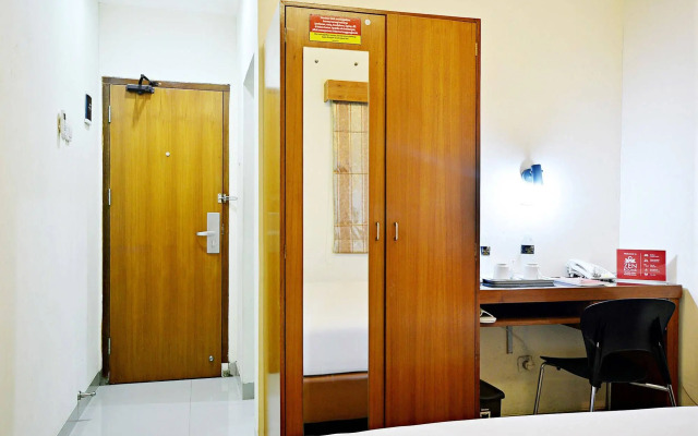 ZEN Rooms Benhil Pejompongan