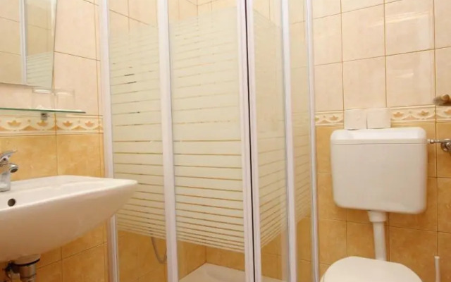 Double Room Zaglav 8144c