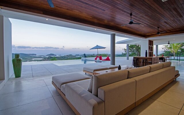 Villa Bliss