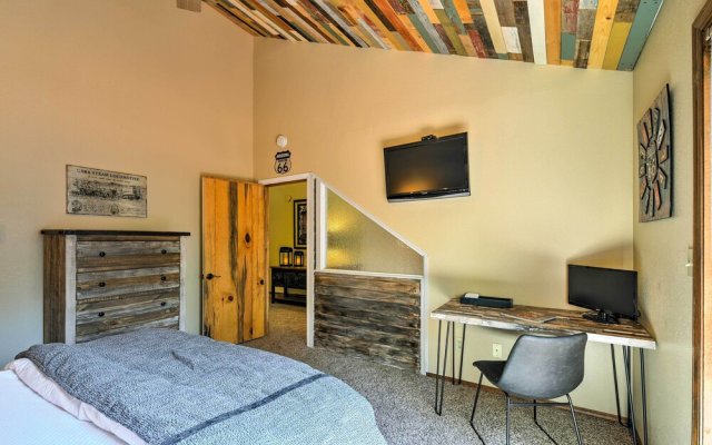 Wooded Retreat w/ Deck: 4 Mi to Downtown Flagstaff