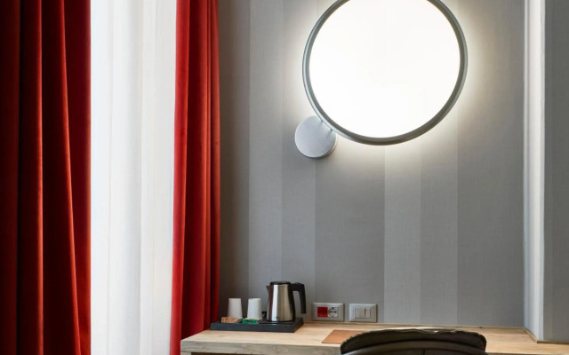 The Modernist Hotel
