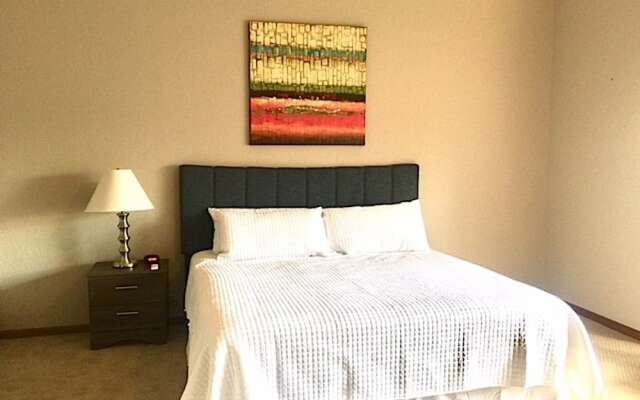 Grandview Getaway 4 BR by Casago