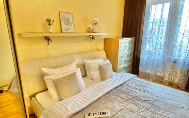 Gold Apart (Голд Апарт) на улице Мантулинская  2