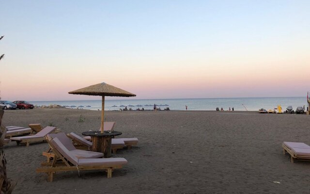 Evita Bay