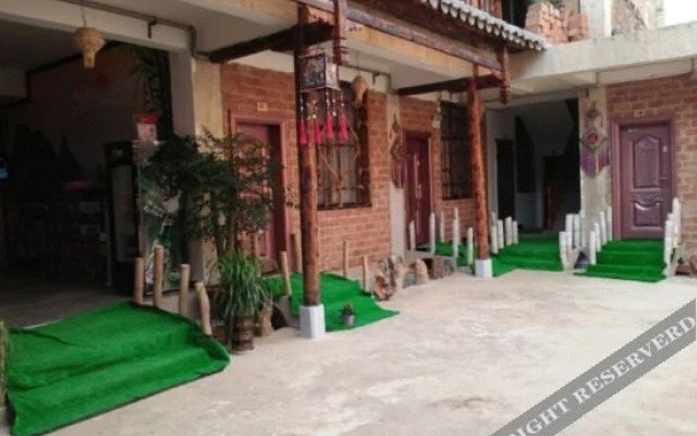 Yuren Xiaozhu Inn