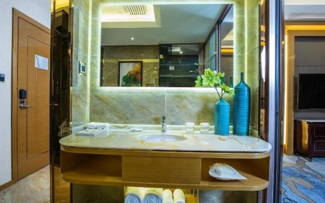 Metropolo Yining Development Zone Hotel