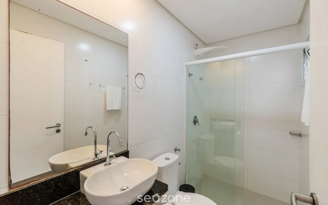 IAPs Apto 140m da praia Floripa