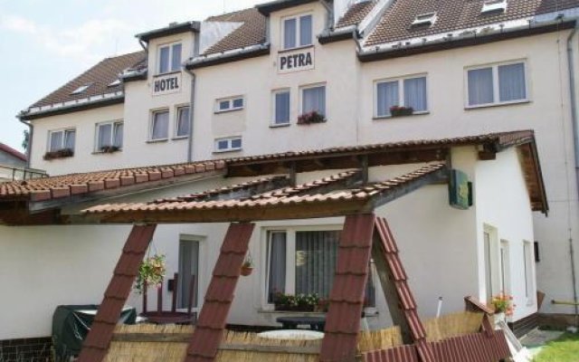 Hotel Petra Garni