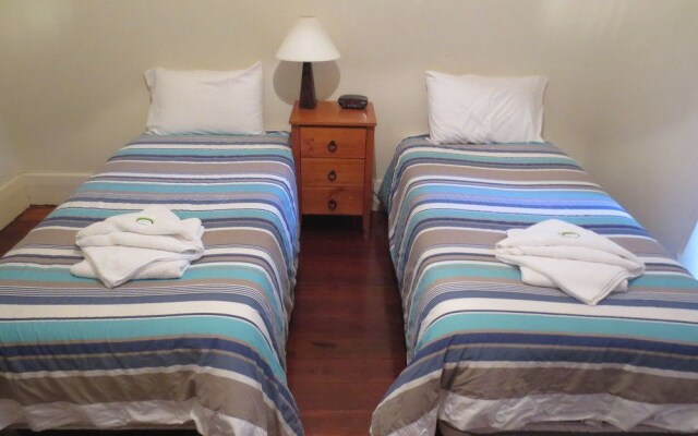 Glenelg Holiday /corporate Accommodation