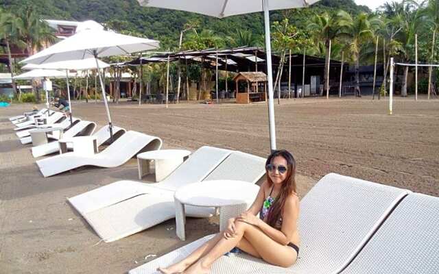 Pico De Loro Cove Condominium 2Br 01