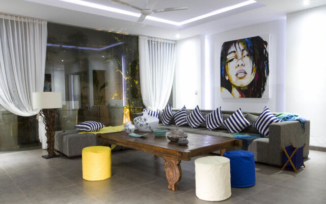Alopa Villas