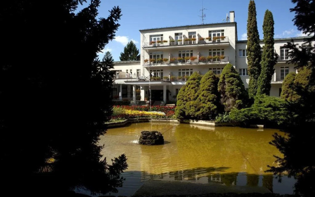 Kúpelný Hotel Palace