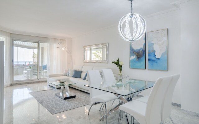 Esmeralda Coral Beach Marbella 2 bed Apt