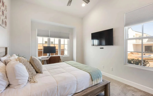 The Wanderer 2 Bedroom Home