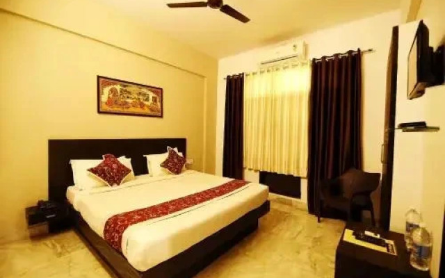 OYO Rooms Gulab Bagh Road
