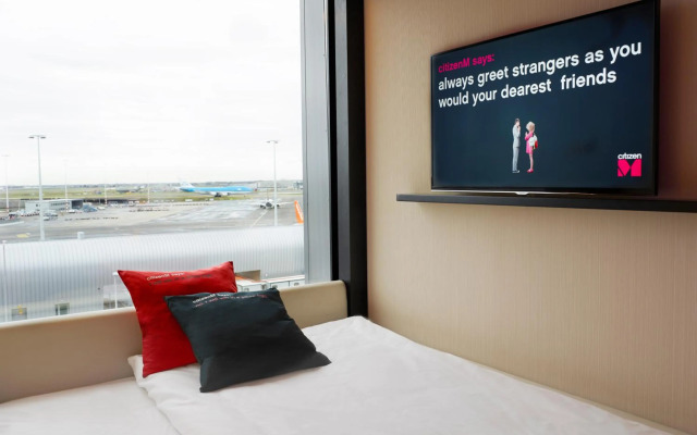 citizenM Schiphol Airport