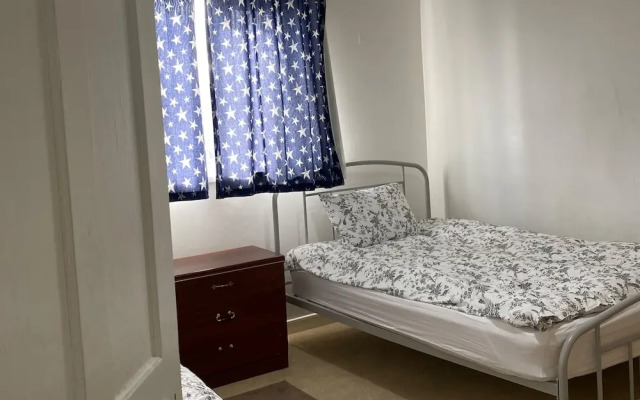 Newcastle Tranquil Terrace Retreat