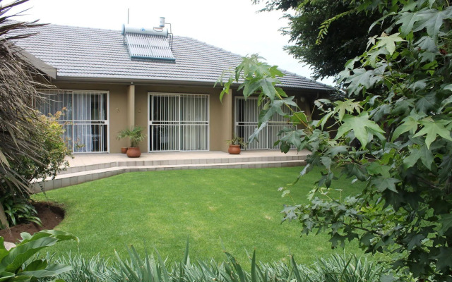 Fin & Feather Guest House