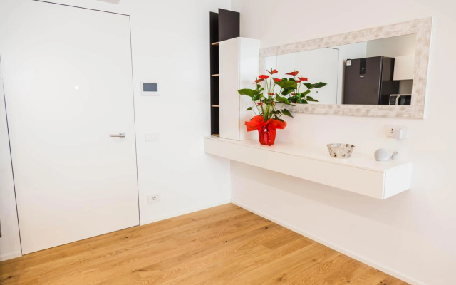 Calabona's promenade apartment