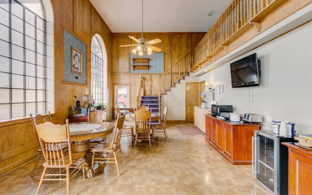 Lake View Inn
