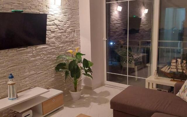 Lovely 1-bed Apartment in Perea