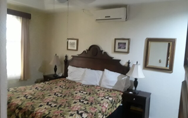 Hotel Aloha