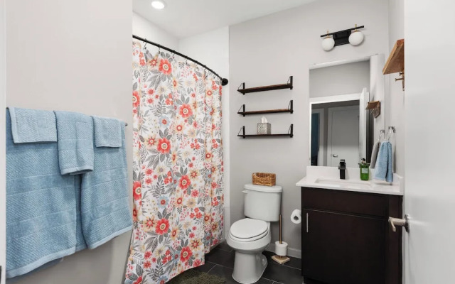Rare 2BR in Prime Location