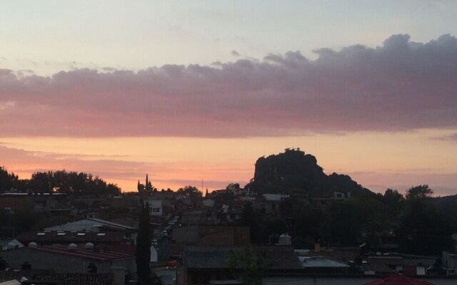 Hotel Los Arcos